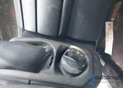 2011 Ford Crown Victoria Police Interceptor z USA, uszkodzony, nr VIN 2FABP7BV0BX177258